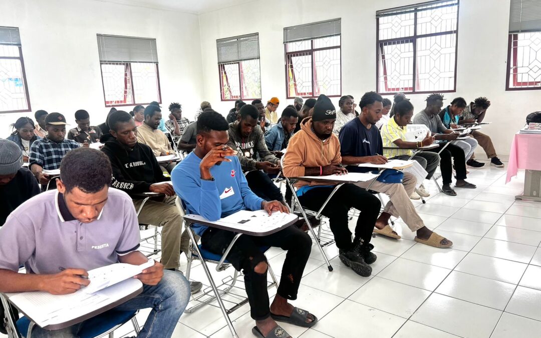 KEGIATAN SELEKSI PENERIMAAN MAHASISWA JALUR MANDIRI KEMITRAAN DENGAN YAYASAN PENDIDIKAN MASYARAKAT AMUNGME KAMORO (YPMAK)